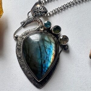 Labradorite Silver dragon heart pendant